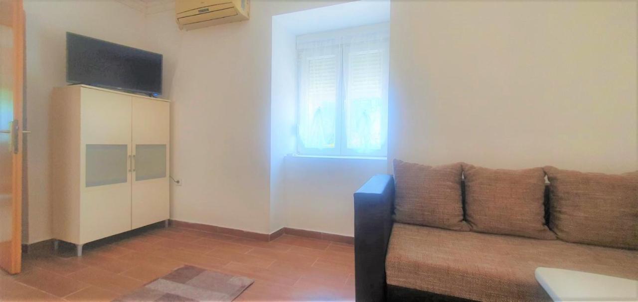 Apartment Fain - Private Parking Zadar Exterior foto